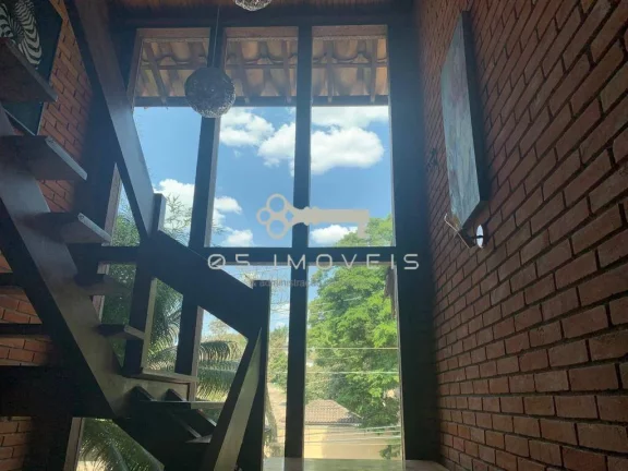 Imagem CASA MARAVILHOSA RÚSTICA NO MIOLO DA GRANJA VIANA EM BOLSÃO!!