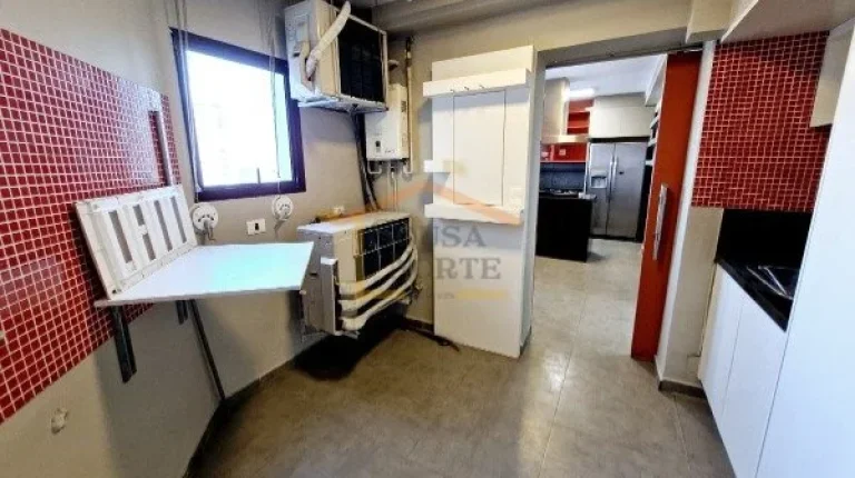 Imagem Apartamento com 158 m², com 3 dormitórios, sendo 3 suítes, hall privativo, sala ampla para dois a...