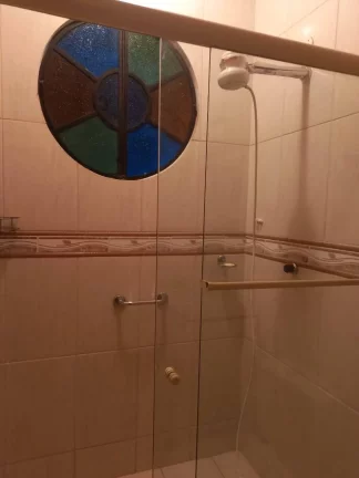 Imagem linda casa em Niterói, 3 quartos sendo 1 suíte e armários embutidos