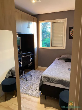 Imagem Belíssimo apartamento mobiliado no miolo da Granja Viana