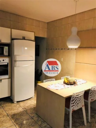Imagem Linda Casa Geminada com 3 dormitórios à venda, 76 m² por R$ 480.000 - Jardim Casqueiro - Cubatão/SP