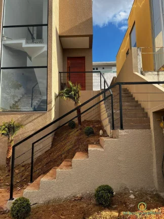 Imagem Casa nova, moderna 3 suites, acabamento de 1ra, quintal piscina e gourmet