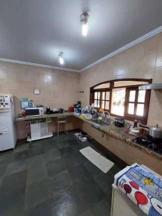 Imagem Chácara Exclusiva com 366m², 04 dormitórios - Bairro Flamboyant, Boituva/SP
