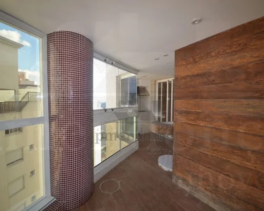 Imagem Apartamento com living amplo para 03 ambientes, terraço com churrasqueira, piso de mármore, sala d...