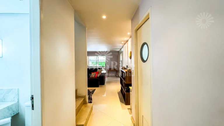 Imagem Casa de esquina com 240m² - 4 quartos - 2 suítes | Tamboré 7 - R$2.799.000 | Alphaville