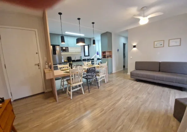 Imagem Apartamento reformado em Guarujá-SP, Jardim Astúrias: 2 quartos, 1 suíte, 2 salas, 2 banheiros, 1 vaga de garagem, 62,25 m²