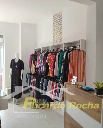 Imagem Casa Jardim Brasília 1 com Salão Comercial