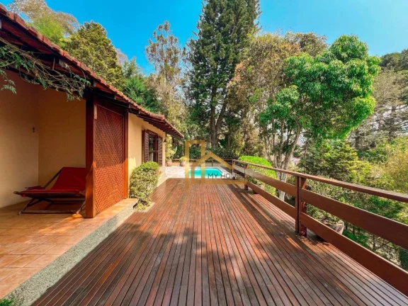Imagem Casa linear com 3 quartos com suíte e terreno de 2.580 m² e Lazer privativo perto do centro de Teresópolis!