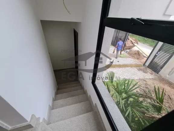 Imagem Casa em Cond. Recém Lançado a Menos de 100 da Praia...