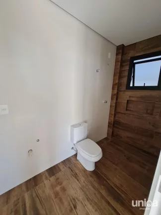 Imagem Casa nova para venda em camobi tipo sobrado alto padrão com 03 suítes + escritór