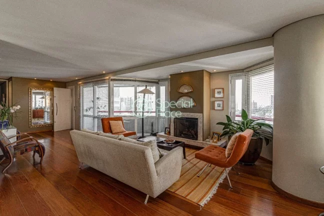 Imagem Magnífico projeto de Ruy Ohtake, um por andar, 210m². No Panamby com vista maravilhosa, espaçoso ...