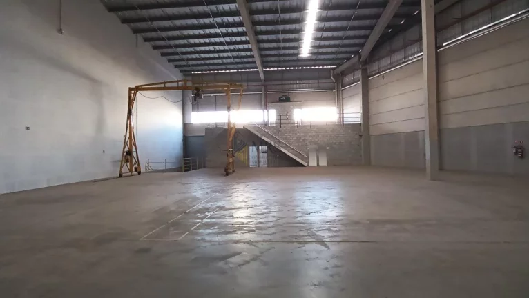 Imagem Galpão de 1100m² em Condominio Industrial _ Sitio Mursa