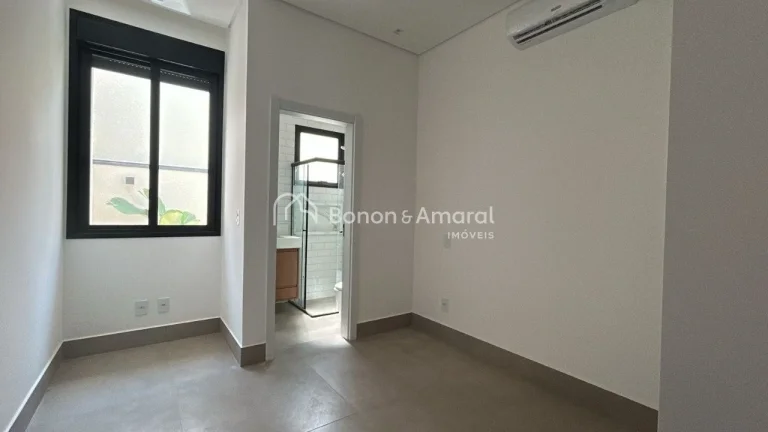 Imagem Esta casa incrível conta com 3 suítes, oferecendo conforto e privacidade para toda a família. Cad...