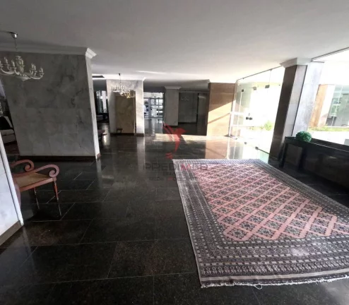 Imagem Apartamento Amplo em Higienópolis