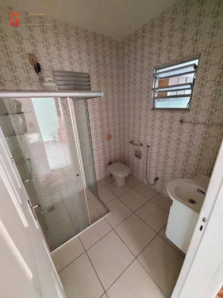 Imagem EXCELENTE CASA TRIPLEX COM 225M² E PISCINA