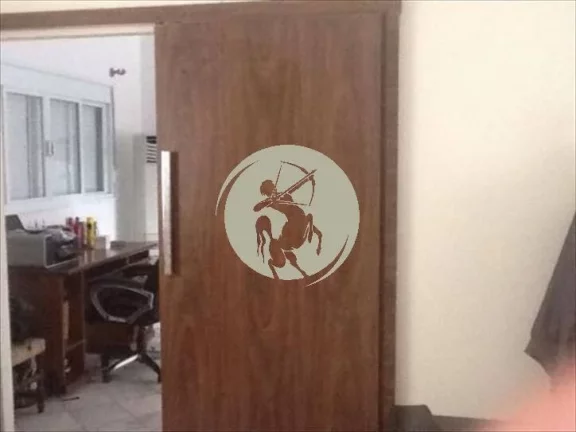 Imagem CASA CINEMATOGRAFICA !! MODERNA E COM FINO ACABAMENTO(MÁRMORE ,VIDROS BLINDEX E ALUMÍNIO), POSSUI ...