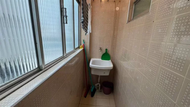Imagem APARTAMENTO COM 40 m² - AVIAÇÃO - PRAIA GRANDE SP