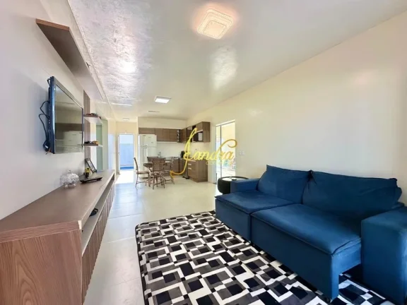 Imagem Casa com piscina , no centro com 03 dormitórios