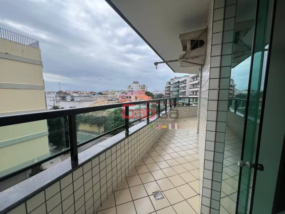 Imagem Apartamento com 3 dormitórios à venda, 80 m² por R$ 850.000,00 - Centro - Cabo Frio/RJ
