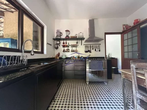 Imagem Casa com 3 quartos (1 suíte) à venda, 355 m² - Chácara dos Lagos - Granja Viana - Carapicuíba/SP