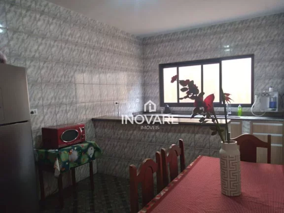 Imagem Casa com 3 dormitórios e energia solar à venda, 250 m² por R$ 400.000 - Setor Santa Inês - Itumbiara/GO