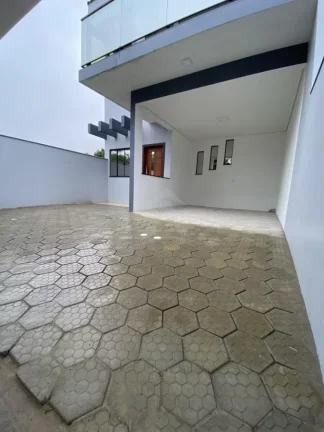Imagem SOBRADO, 125 M², 2 SUÍTES + 1 QUARTO, BAL. ITAMAR