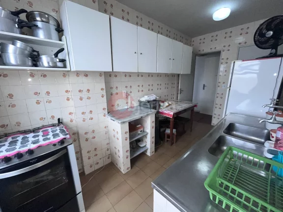 Imagem Apartamento linear, 3 quartos, próximo à Praia do Forte, Cabo Frio - RJ