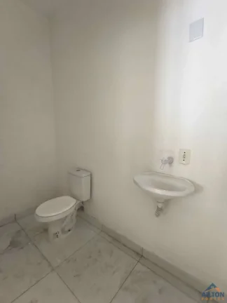 Imagem Loja Comercial com 140m2 Disponível para Locação em Muquiçaba - Guarapari/ES
