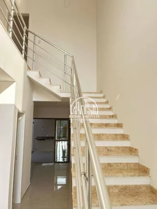 Imagem Casa de Alto Padrão - 152m² com 3 Quartos sendo 1 Suíte Master e Energia Fotovoltaica
