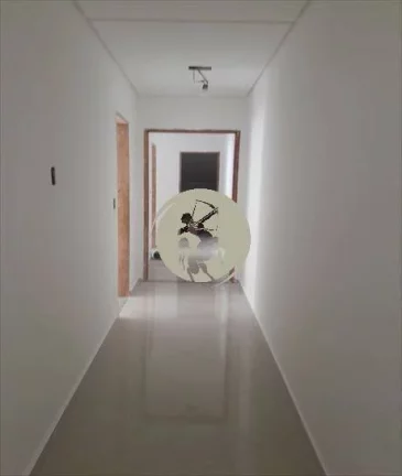 Imagem SOBREPOSTA BAIXA NOVA COM 2 VAGAS DE GARAGENS.
