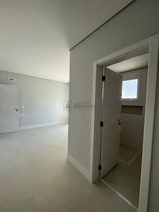 Imagem Apartamento com 4 suítes à venda no Centro de Balneário Camboriú/SC