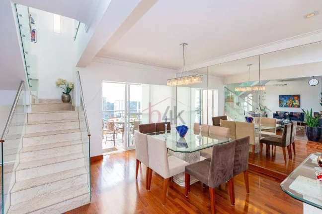 Imagem Cobertura Duplex de 311m² à venda no Alto da Boa Vista.