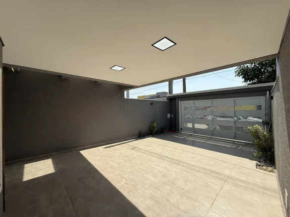 Imagem Casa Top com 4 Garagens, Vista para Mata e Salão de Festas