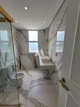 Imagem Apartamento frente mar reformado com 2 dormitórios à venda, 85 m² - Aparecida - Santos/SP
