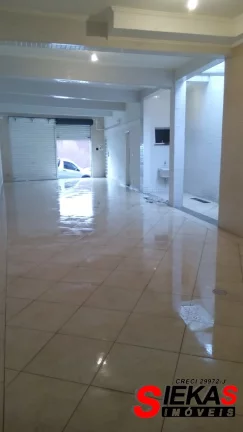Imagem Salão para locação em São Paulo-SP, bairro Chácara Cruzeiro do Sul: 1 sala, 2 banheiros, 125m² de área!
