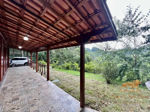Imagem Casa charmosa a venda em Campos do Jordão