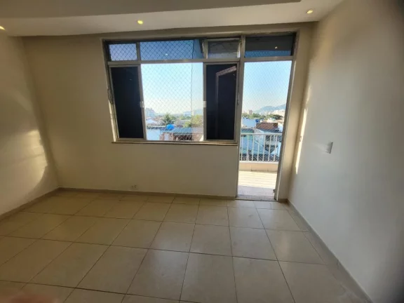 Imagem Apartamento para Venda em Rio de Janeiro, Praça Seca, 2 dormitórios, 2 banheiros, 2 vagas