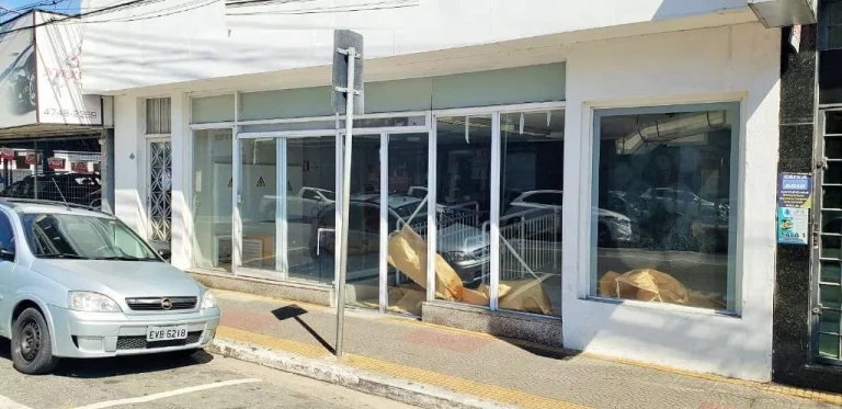 Imagem Salão para alugar, 326 m² por R$ 30.000,00/mês - Centro - Suzano/SP