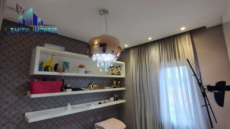 Imagem CASA MOBILIADA com PLANEJADOS, SUITE COM CLOSET, 2 VAGAS, LAZER COMPLETO