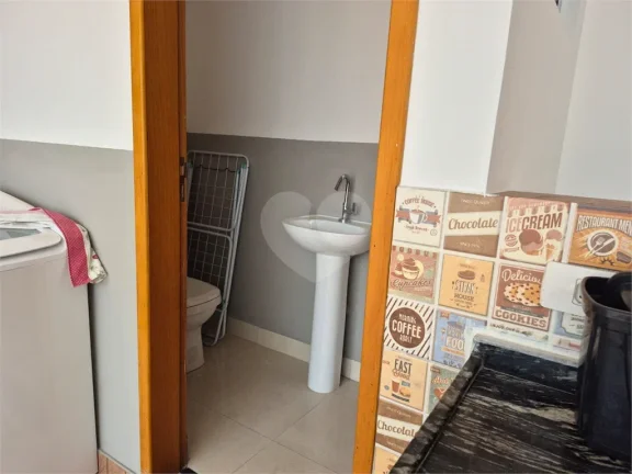 Imagem Casa à venda com 4 quartos, sendo 1 suíte, no condomínio Residencial Alto da Lapa Ii, São Paulo - SP