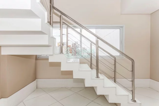 Imagem Simplesmente espetacular. Linda cobertura com 420m2, 4 dormitórios ( 4 suítes ) e 6 vagas na garag...