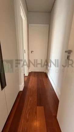 Imagem Apartamento de Luxo na Vila Nova Conceição: 2 quartos, 2 suítes, 3 salas, 3 banheiros, 2 vagas, 134m² - São Paulo-SP.