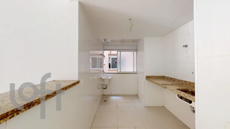 Imagem Apartamento 68M², 2Q, 1 Suíte, 2 Banheiros, 1 Vaga, Varanda.