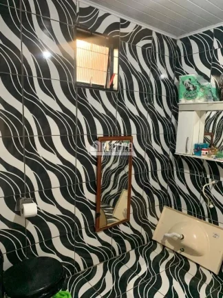 Imagem Casa à Venda em Uberaba - 2 dormitórios e suíte!