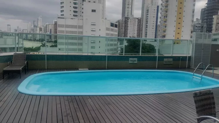 Imagem Apartamento com 3 suítes finamente mobiliado, vista para o mar na Barra Norte