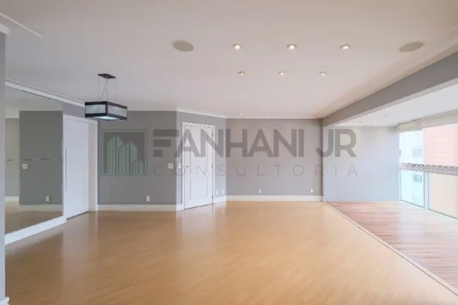 Imagem Apartamento à venda na Vila Olímpia, São Paulo-SP: 3 quartos, 3 suítes, 3 salas, 5 banheiros, 3 vagas de garagem, 125m².