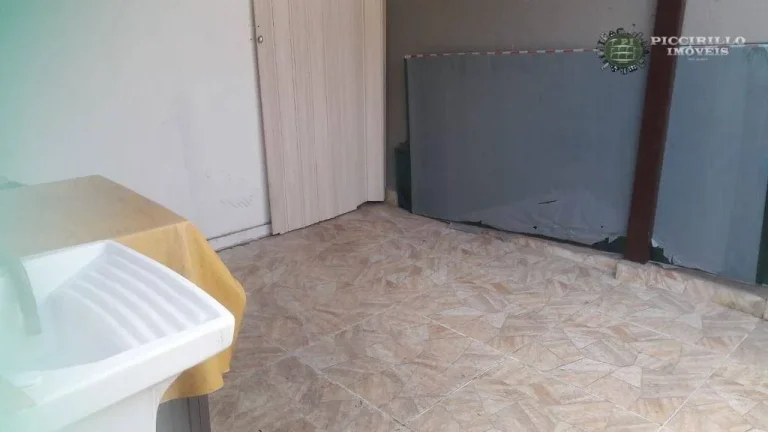 Imagem Casa com 2 dormitórios à venda, 63 m² por R$ 380.000,00 - Mirim - Praia Grande/SP