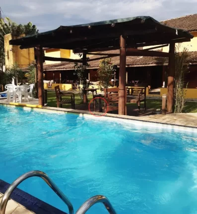 Imagem POUSADA BEM LOCALIZADA COM 22 QUARTOS 2 CASAS DE APOIO PARA RECEPÇÃO,CAFE E JOGOS,2 PISCINAS SAUNA AREA DE ESTACIONAMENTO