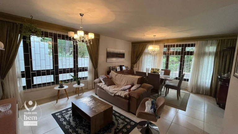 Imagem Essa é a realização do seu SONHO de uma CASA TÉRREA com 236m² e QUINTAL maravilhoso 5 quartos (2 SUÍTES) à venda De 999K Por R$ 901 mil AVALIA PERMUTA
