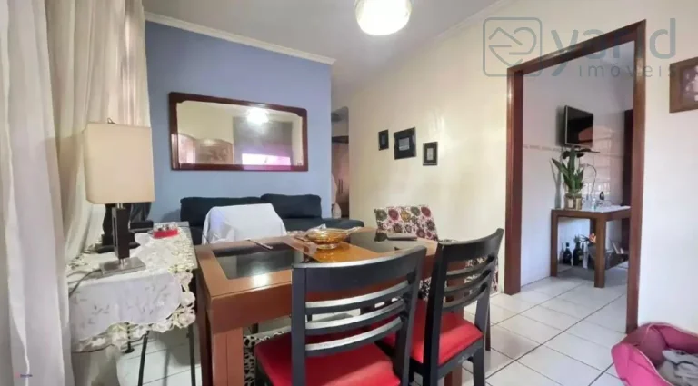 Imagem Casa à venda em Jundiaí-SP, Bairro Caxambu: 3 quartos, 1 suíte, 1 sala, 1 banheiro, 5 vagas de garagem, 200m² de área. Aproveite!